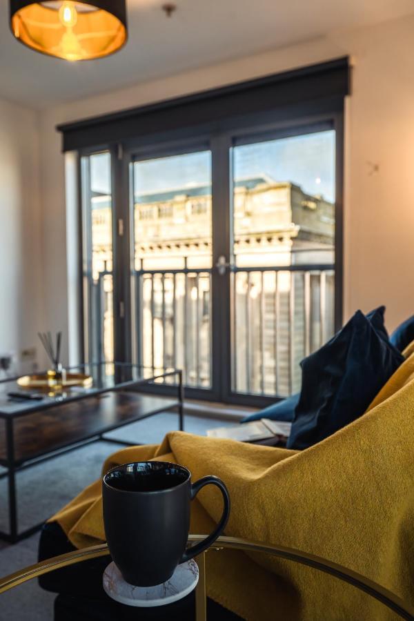 City View - A Stunning 2 Bed Apartment Глазго Екстер'єр фото